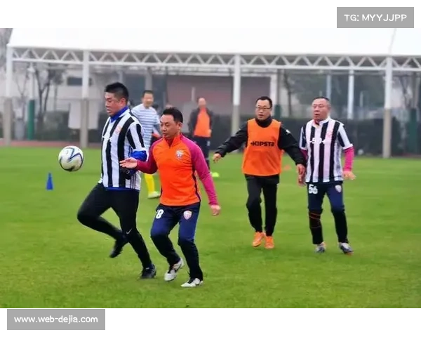 混合团体赛现场：中国队战术配合与交接流程实录